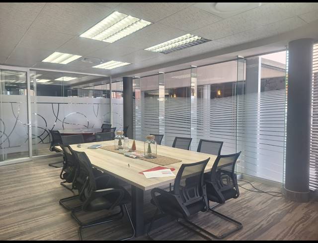 144M² OFFICE TO LET IN NELSPRUIT CENTRAL
